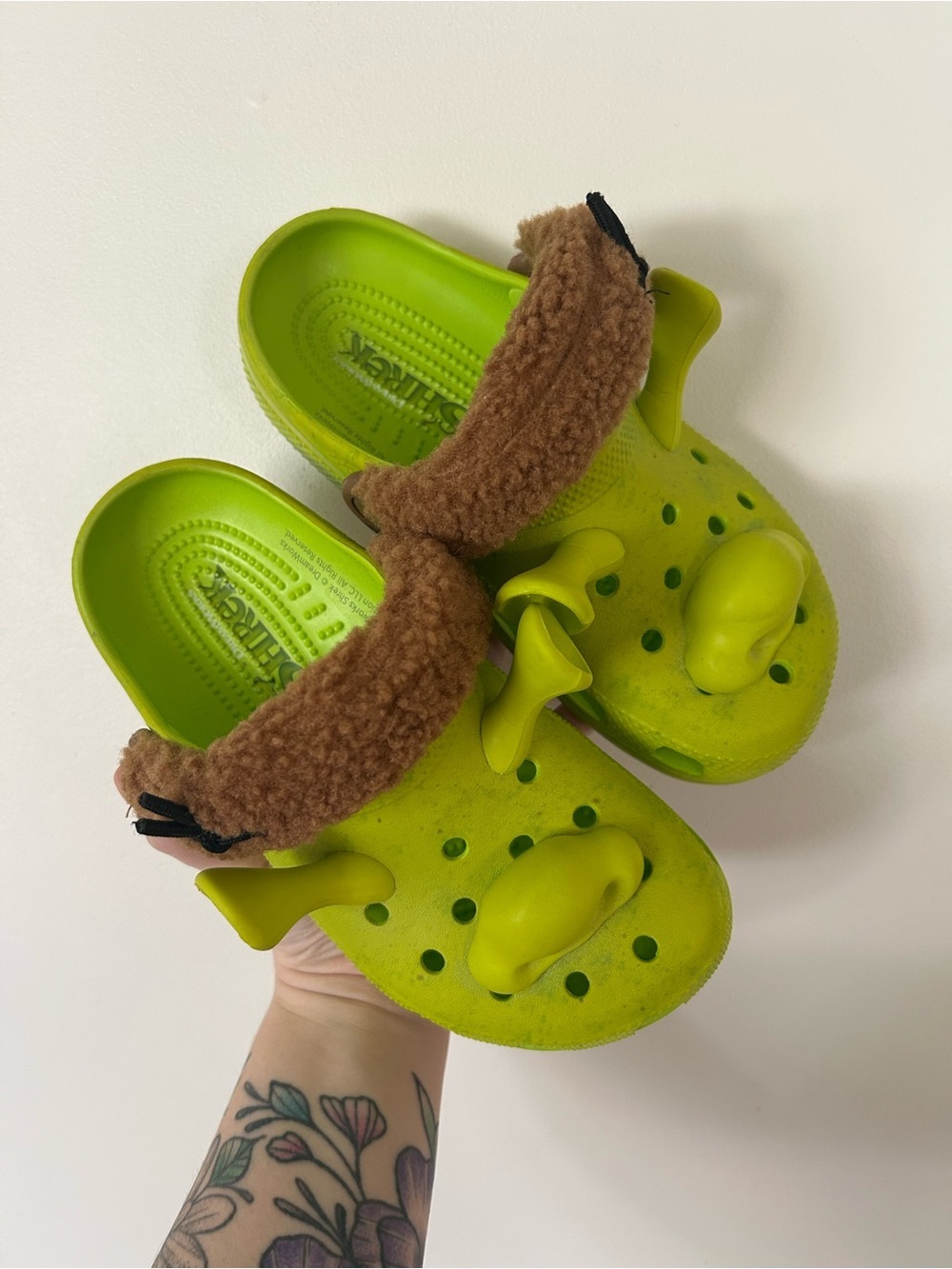 Crocs SHREK Classic Clog Lime Punch Kids (J6) DreamWorks 2023